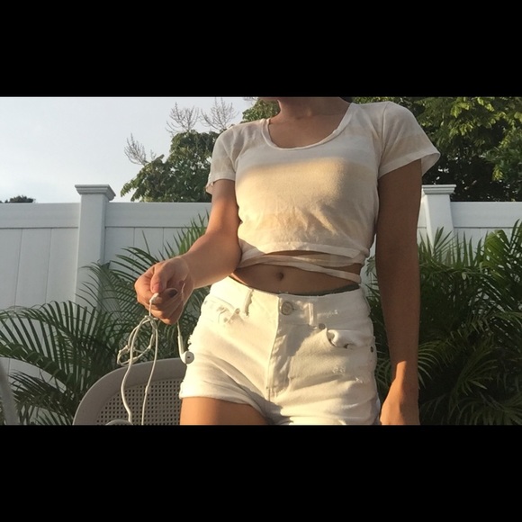 RVCA CREAM STRIP CROP TOP - Picture 3 of 4